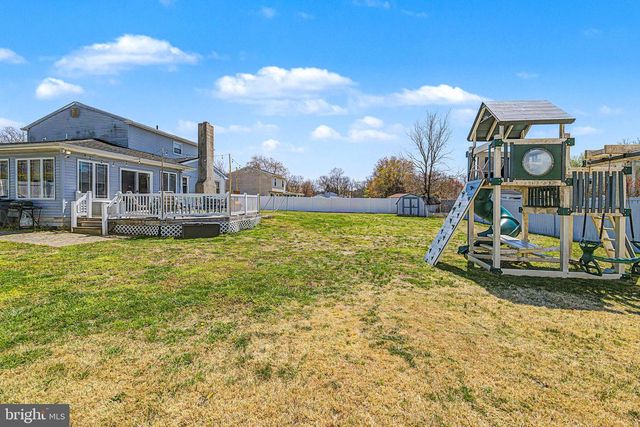 6 E JUDITH DR, Hammonton, NJ 08037