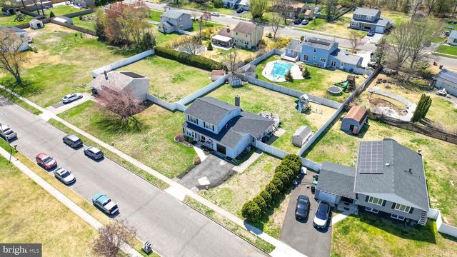 6 E JUDITH DR, Hammonton, NJ 08037