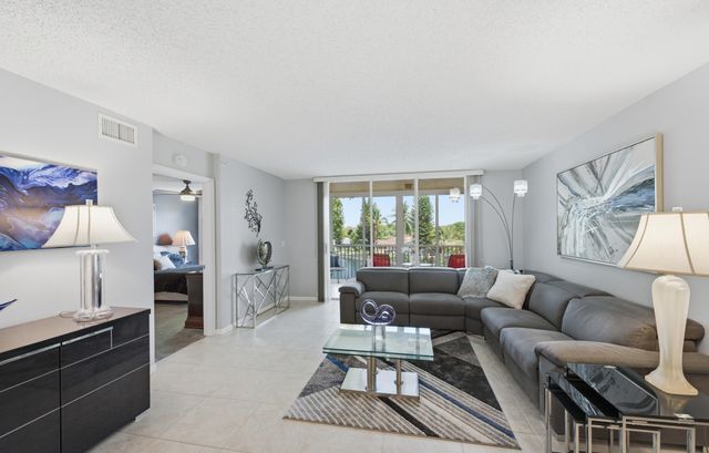 9587 Weldon Circle B308, Tamarac, FL 33321