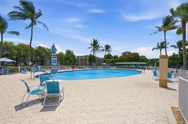 9587 Weldon Circle B308, Tamarac, FL 33321