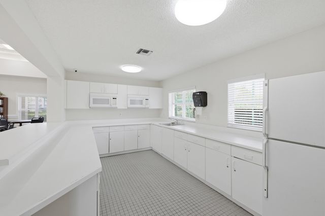 9587 Weldon Circle B308, Tamarac, FL 33321