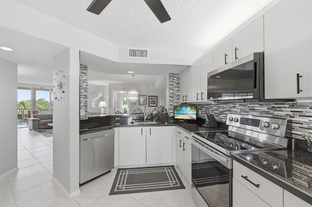 9587 Weldon Circle B308, Tamarac, FL 33321
