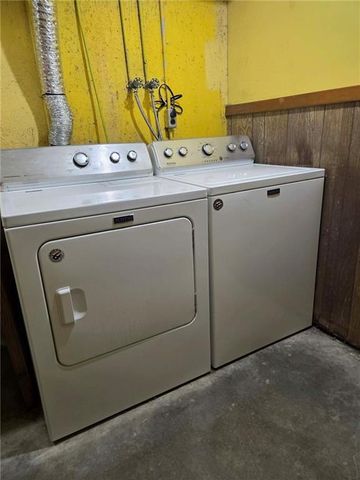 904 S 5th Street, Savannah, MO 64485