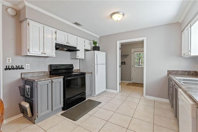 5366 Scanlan Way E, Satsuma, AL 36572