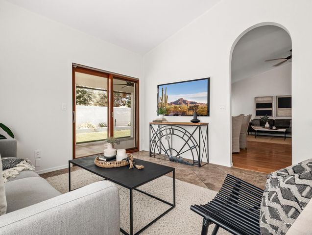 1110 N Gull Haven Court, Gilbert, AZ 85234
