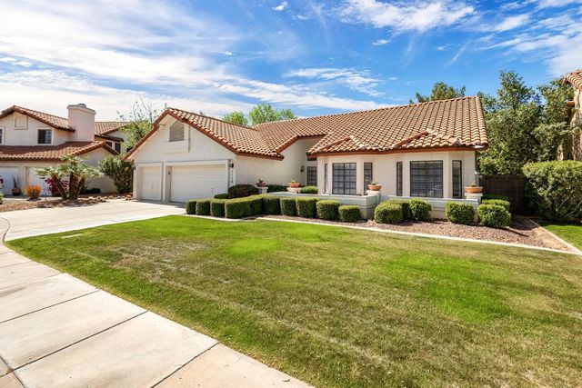 1110 N Gull Haven Court, Gilbert, AZ 85234