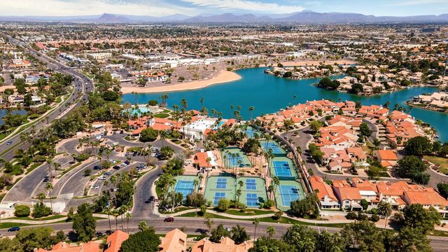 1110 N Gull Haven Court, Gilbert, AZ 85234