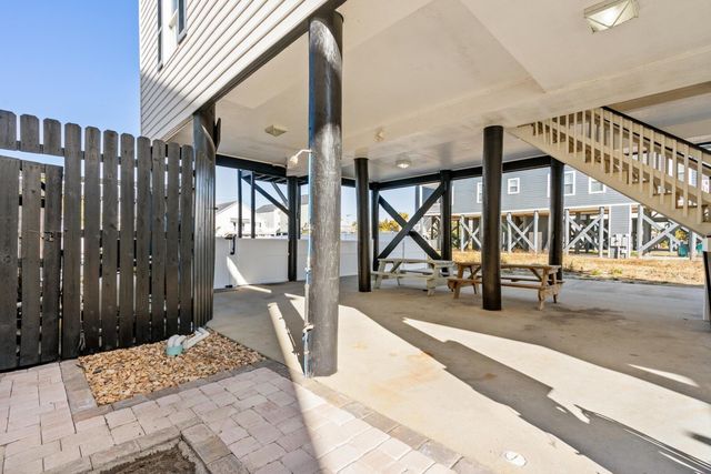 217 S Waccamaw Ave., Garden City Beach, SC 29576