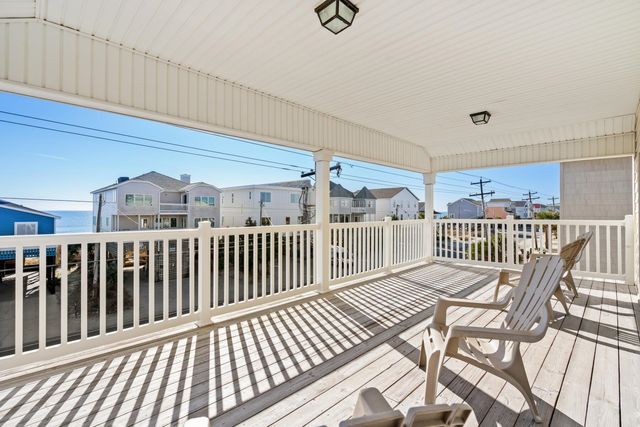 217 S Waccamaw Ave., Garden City Beach, SC 29576