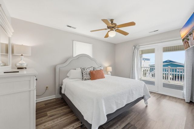 217 S Waccamaw Ave., Garden City Beach, SC 29576