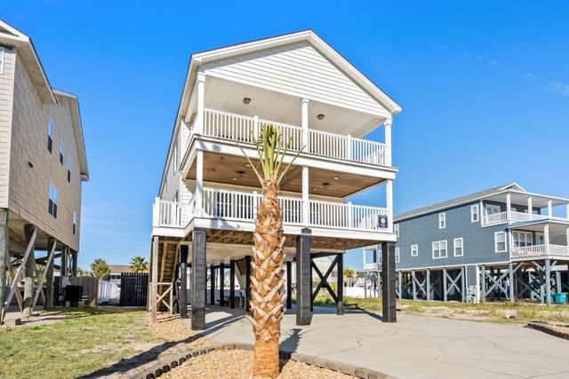 217 S Waccamaw Ave., Garden City Beach, SC 29576