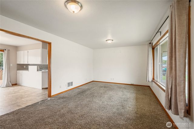 301 Cedar Street, Toledo, WA 98591