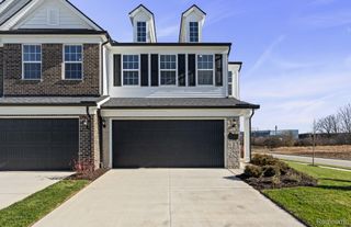 5684 Corgi Drive, Pittsfield Charter Township, MI 48108
