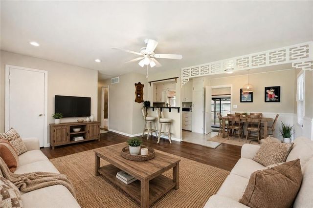 704 S Cedar Street, Belton, MO 64012