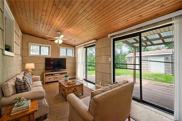 704 S Cedar Street, Belton, MO 64012