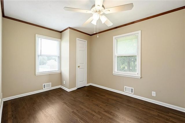 704 S Cedar Street, Belton, MO 64012