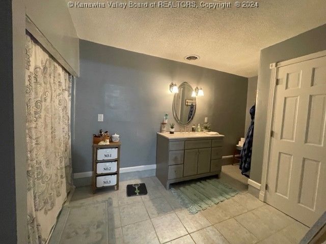 545 Twistabout Road, Procious, WV 25164