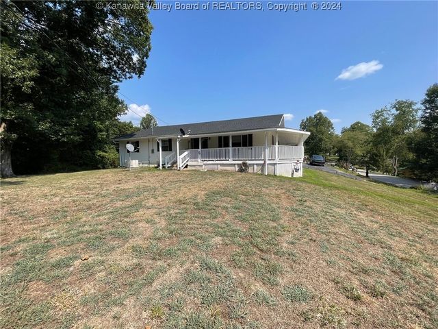 545 Twistabout Road, Procious, WV 25164