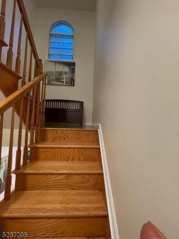 10 Miller St, Jersey City, NJ 07304 — photo 2