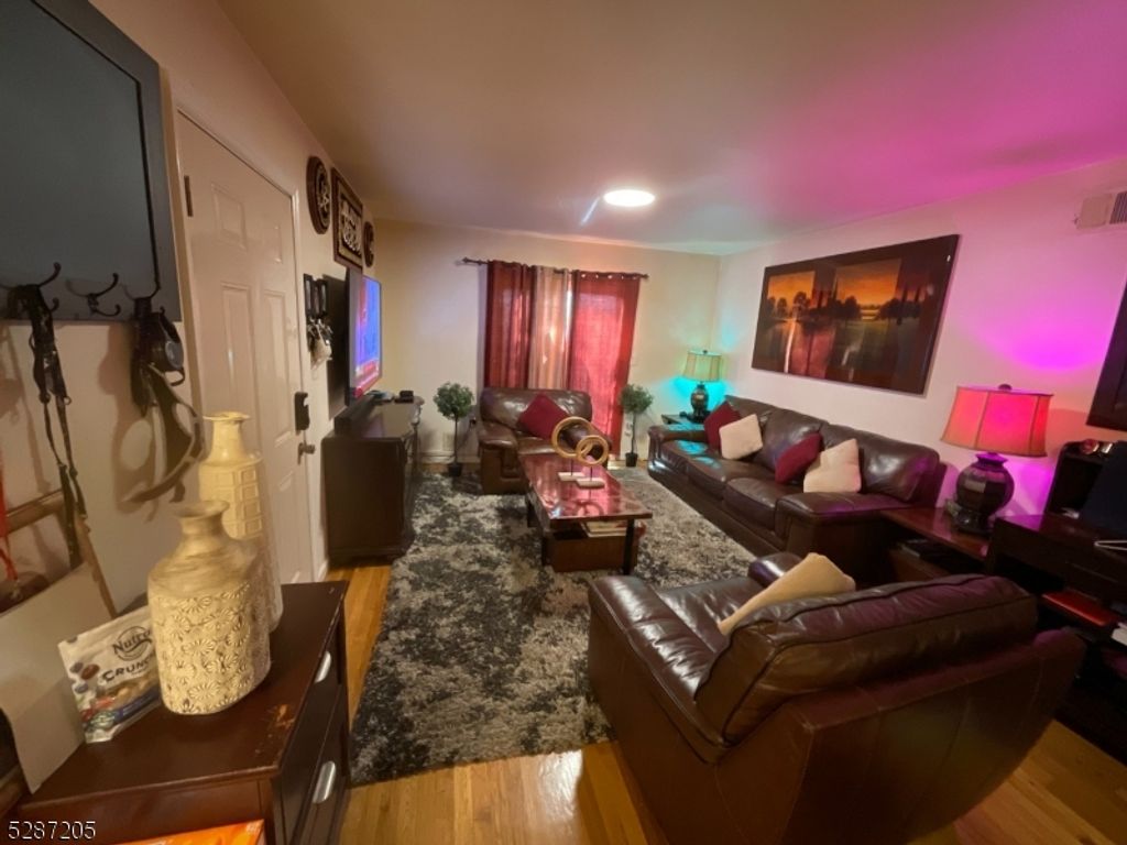10 Miller St, Jersey City, NJ 07304 — photo 4