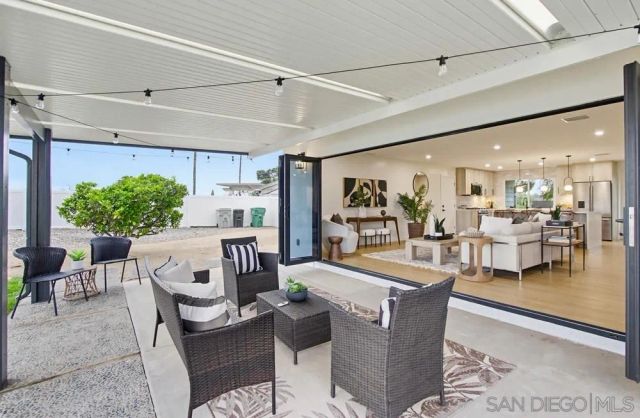 3052 Award Row, San Diego, CA 92122