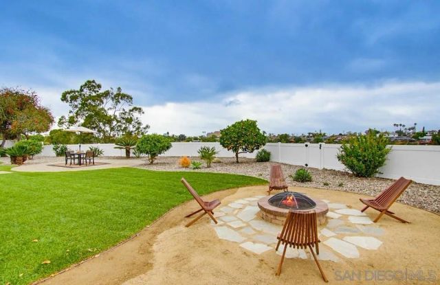 3052 Award Row, San Diego, CA 92122