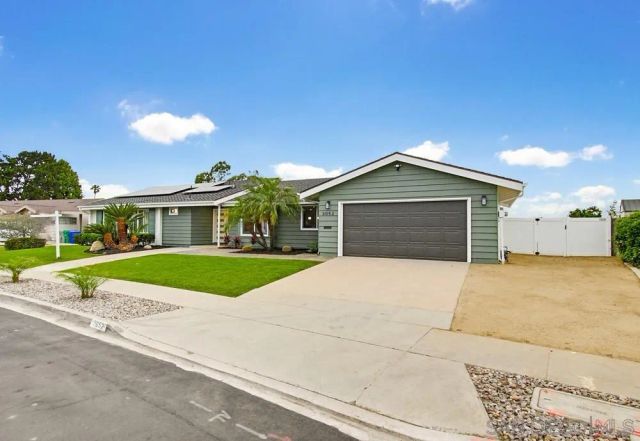 3052 Award Row, San Diego, CA 92122