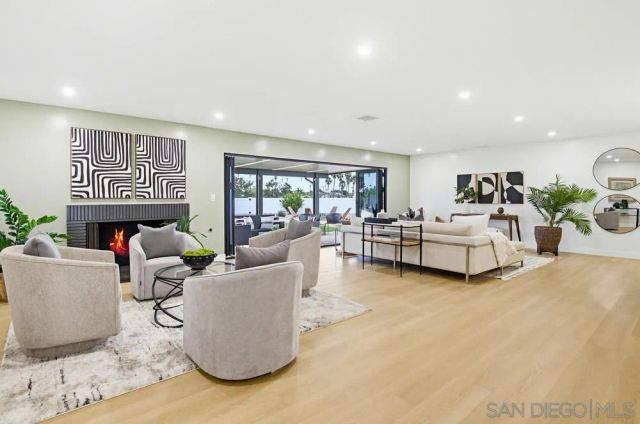 3052 Award Row, San Diego, CA 92122
