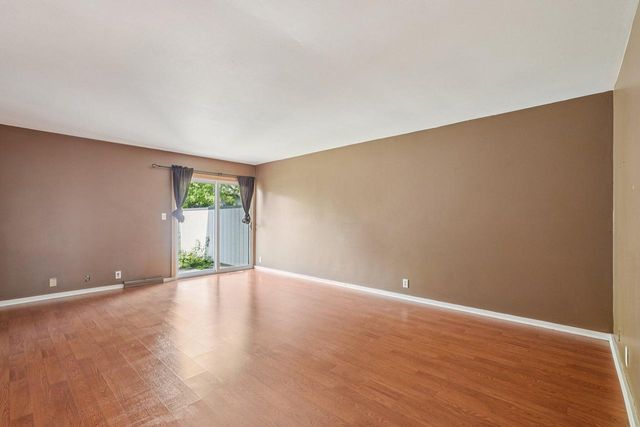 9211 N 70th STREET, Milwaukee, WI 53223