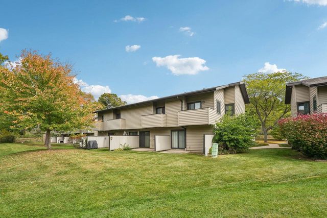 9211 N 70th STREET, Milwaukee, WI 53223