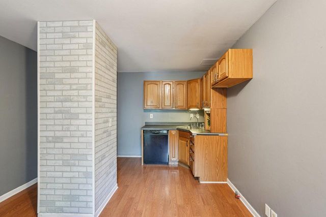 9211 N 70th STREET, Milwaukee, WI 53223