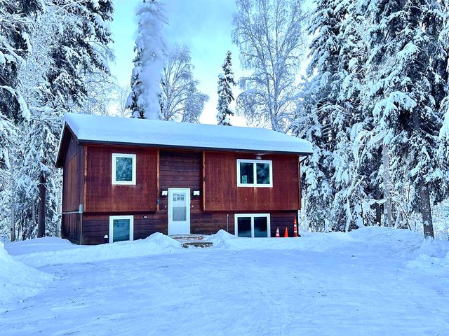 3124 TREATY STREET, North Pole, AK 99705