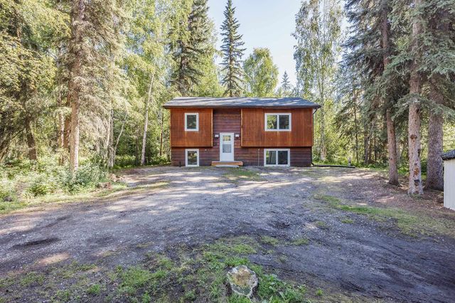 3124 TREATY STREET, North Pole, AK 99705