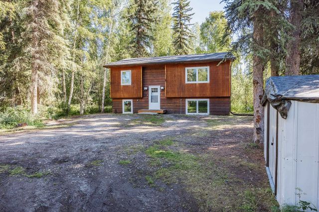 3124 TREATY STREET, North Pole, AK 99705