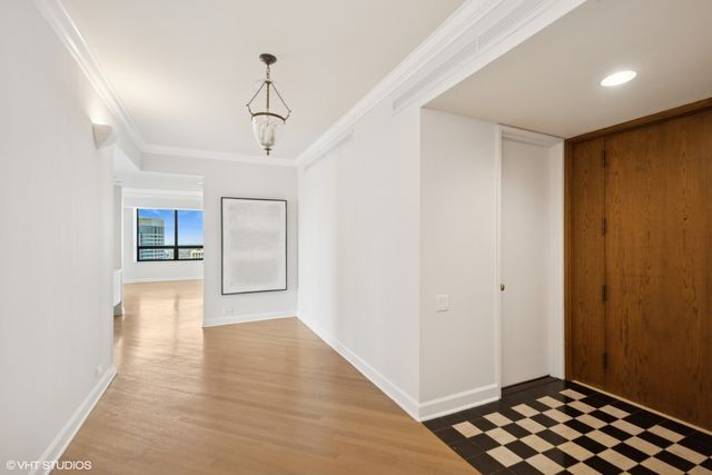 180 E Pearson Street 4407, Chicago, IL 60611
