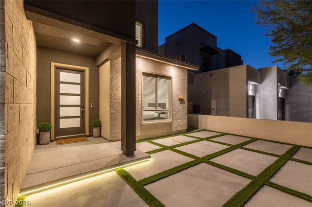 767 Glowing Horizon Street, Henderson, NV 89052
