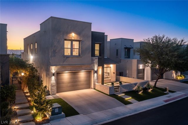 767 Glowing Horizon Street, Henderson, NV 89052