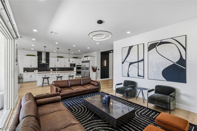 767 Glowing Horizon Street, Henderson, NV 89052