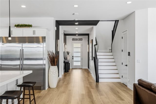 767 Glowing Horizon Street, Henderson, NV 89052