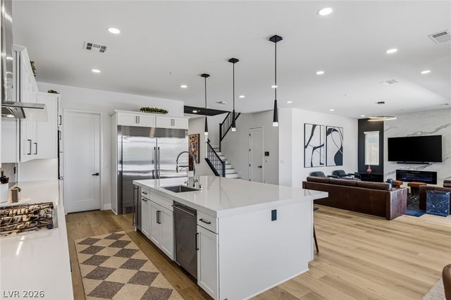 767 Glowing Horizon Street, Henderson, NV 89052