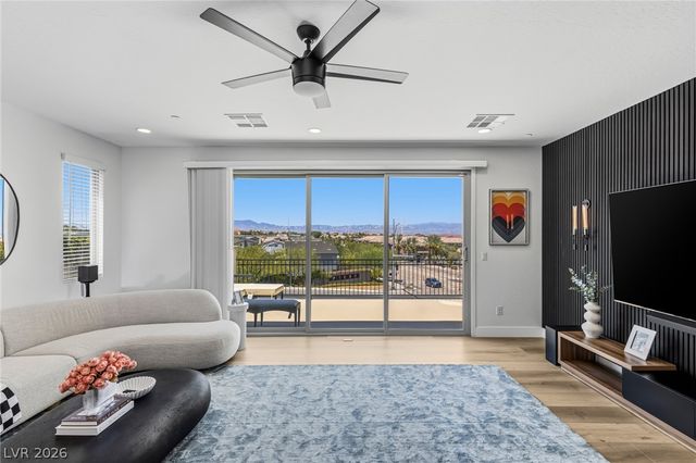 767 Glowing Horizon Street, Henderson, NV 89052