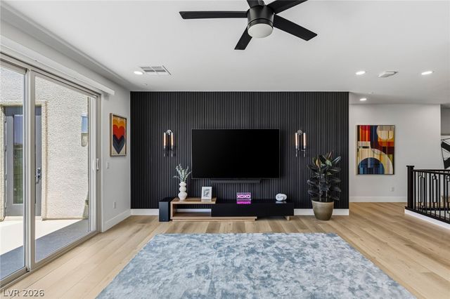 767 Glowing Horizon Street, Henderson, NV 89052
