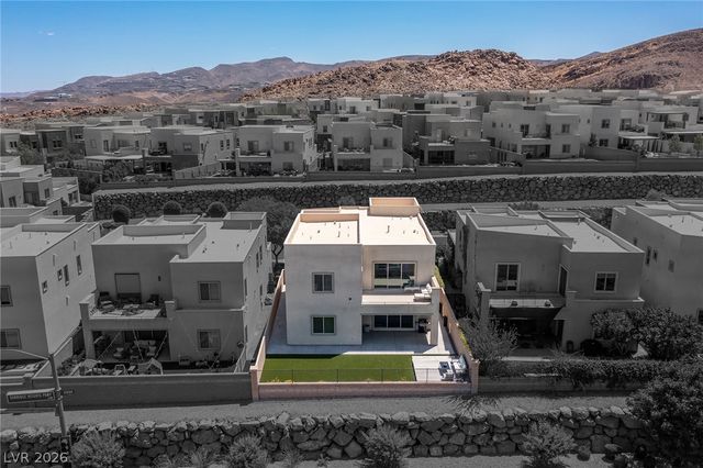 767 Glowing Horizon Street, Henderson, NV 89052
