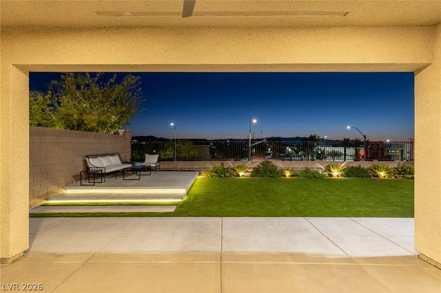 767 Glowing Horizon Street, Henderson, NV 89052