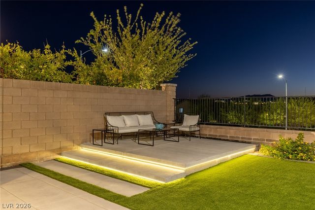 767 Glowing Horizon Street, Henderson, NV 89052