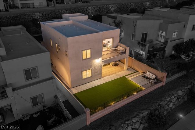 767 Glowing Horizon Street, Henderson, NV 89052