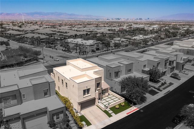 767 Glowing Horizon Street, Henderson, NV 89052