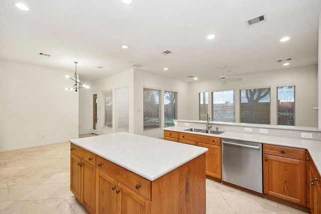 3011 Bonnebridge Way Boulevard, Houston, TX 77082