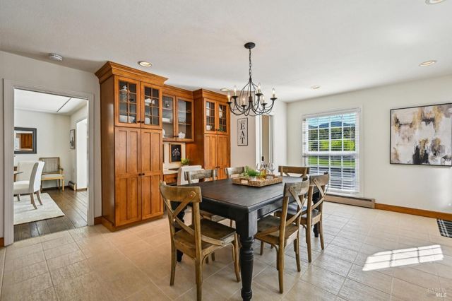 1014 Stonedge Dr, Napa, CA 94558