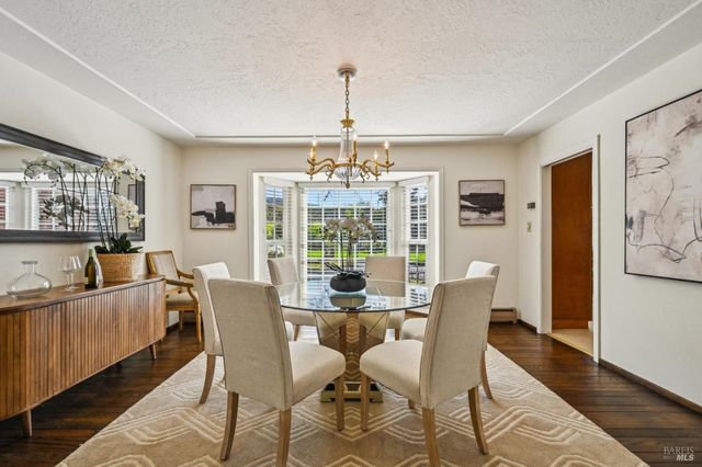 1014 Stonedge Dr, Napa, CA 94558